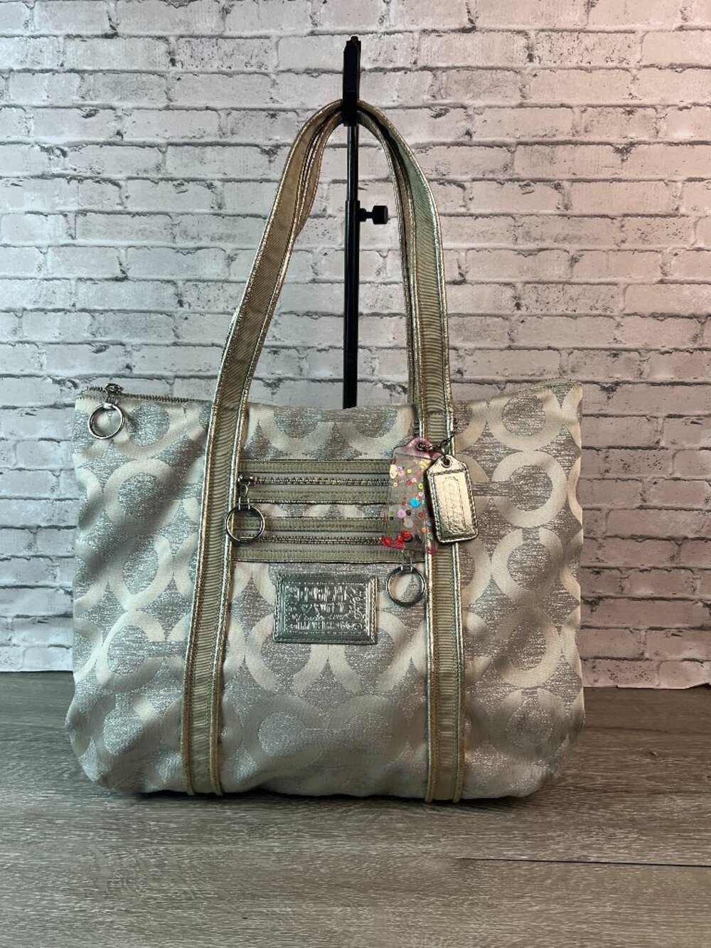 Coach Poppy Signature White/Silver Shoulder Bag Purse 14439